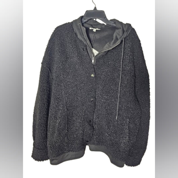 LBLC the label Tops - LBLC The Label Cozy Black Sherpa Oversized Jacket Women's Size Large NWT